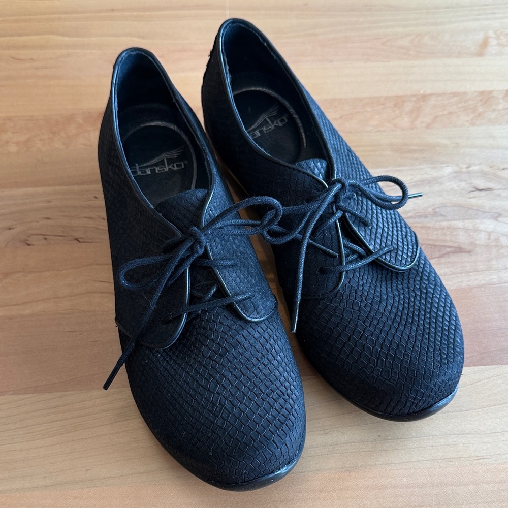 Dansko Black Textured Leather Lace-Up Flats